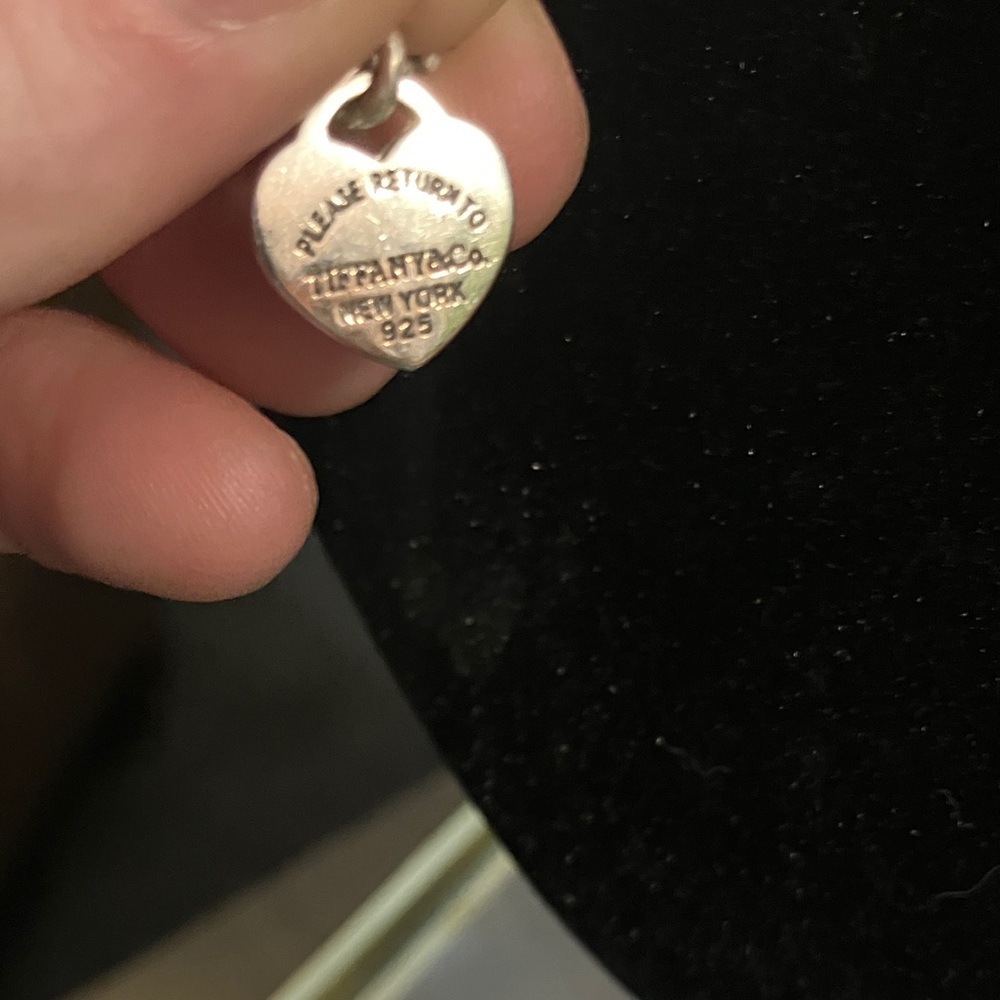 Tiffany & Co. Silver Heart Necklace PRICE FIRM - Picture 6 of 6